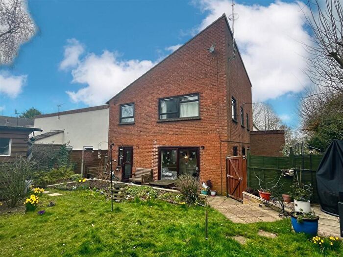 2 Bedroom Flat For Sale In Peddars Close, Ixworth, IP31