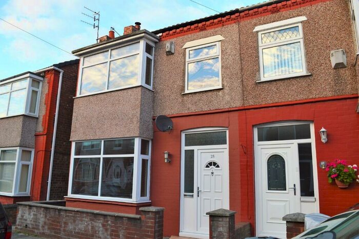 3 Bedroom Semi-Detached House To Rent In Briardale Road, Bebington, Wirral, CH63