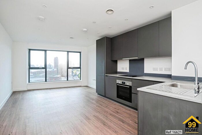 1 Bedroom Apartment For Sale In Riverstone Heights, Tower Hamlets, London, E3
