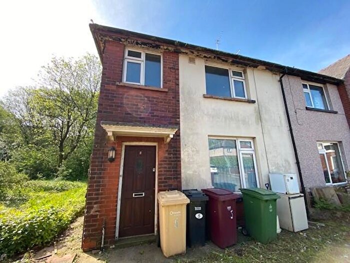 3 Bedroom End Of Terrace House For Sale In Mossland Grove, Bolton, Greater Manchester, BL3