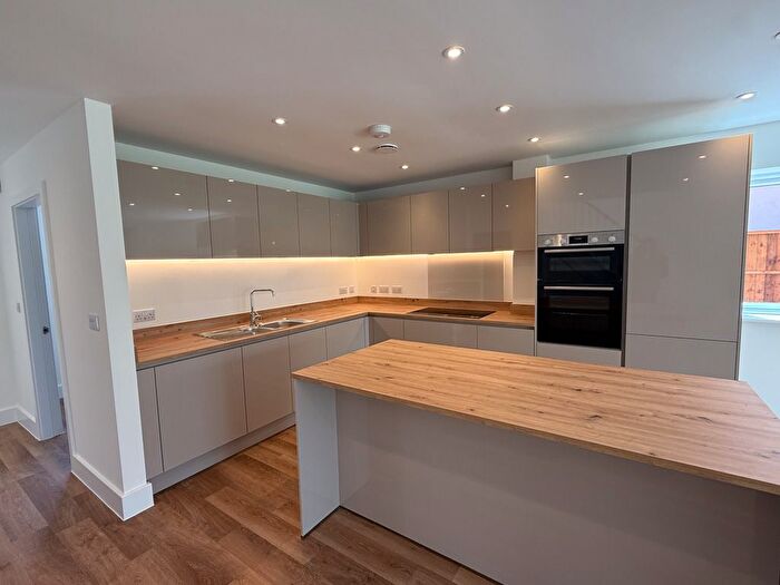 4 Bedroom Detached House For Sale In Anniversary Avenue East, Ambrosden, OX25