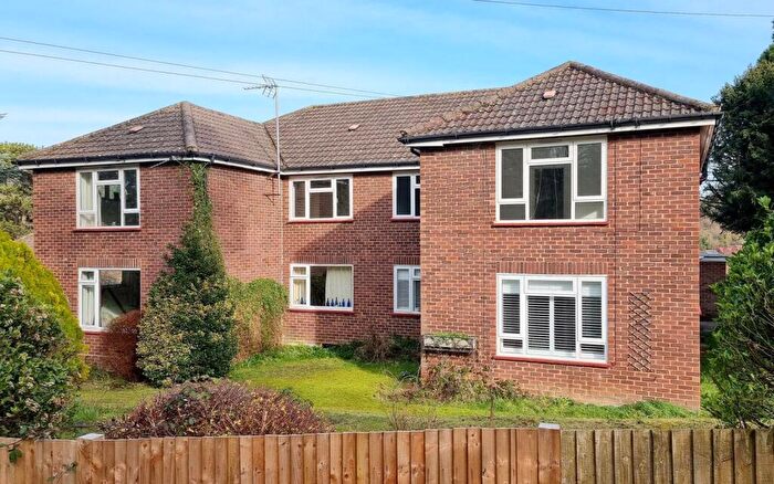 2 Bedroom Maisonette To Rent In Bedroom Maisonette In Kenley, CR8