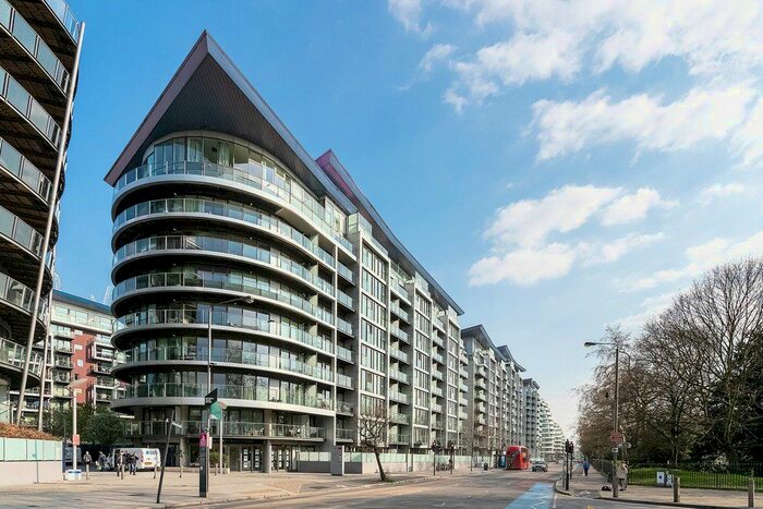 Property To Rent In Car Parking Space, Queenstown Road, SW11