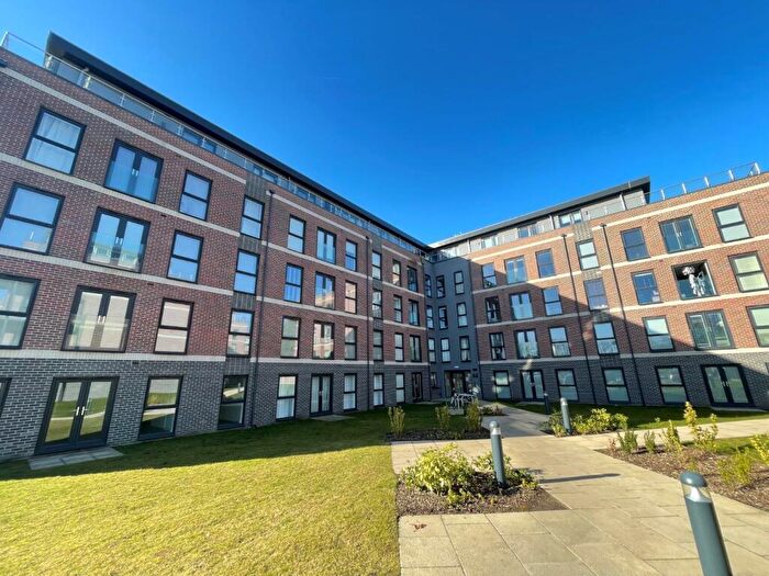 2 Bedroom Flat To Rent In Willow Road, Leeds, LS4