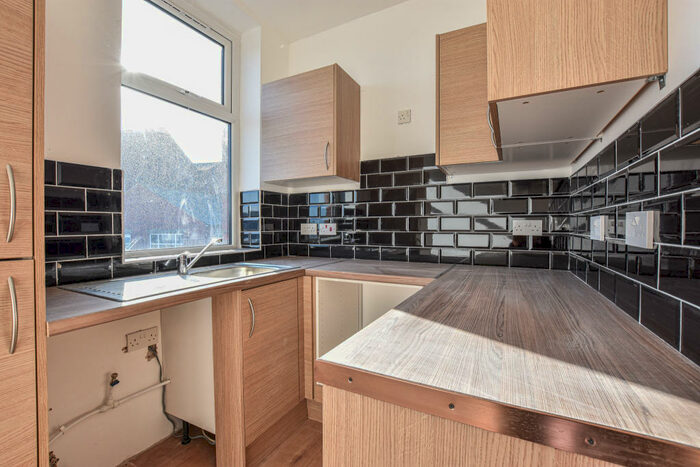 1 Bedroom Apartment To Rent In Rochdale, Lancashire, OL16