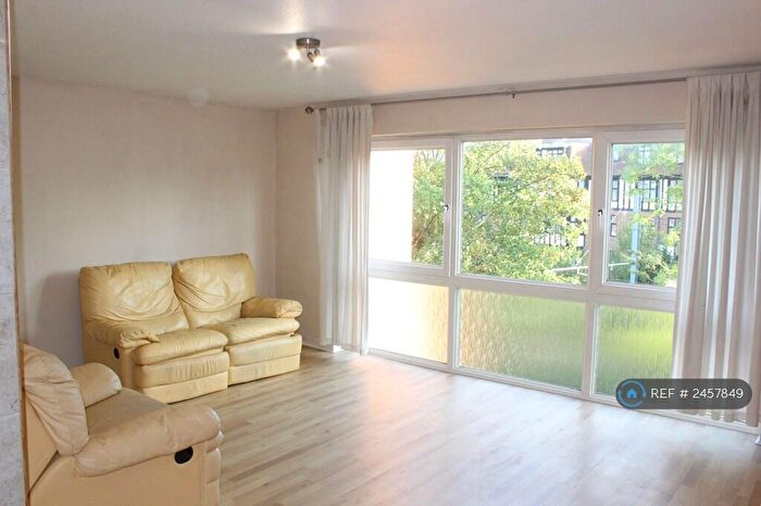 1 Bedroom Flat To Rent In Rowland Court, Croydon, CR0