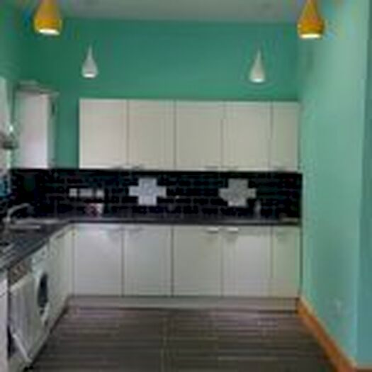 4 Bedroom Flat To Rent In Romford Road, Forest Gate, E7