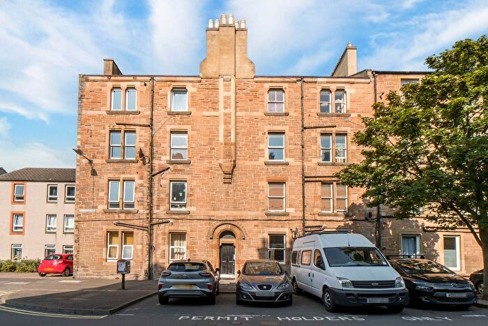 1 Bedroom Flat For Sale In - Balfour Street, Edinburgh, EH6