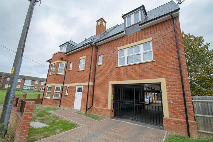 2 Bedroom Apartment To Rent In Vicarage Hill, Flitwick, Bedford, MK45