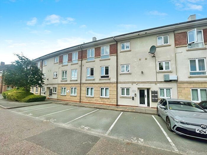 2 Bedroom Flat To Rent In Duchess Place, Chester, Cheshire, CH2