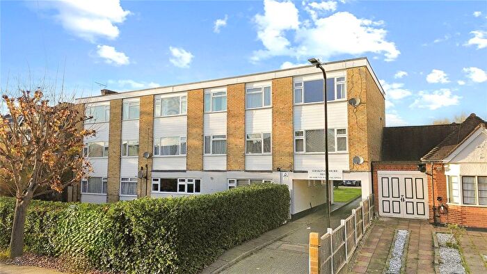 2 Bedroom Flat For Sale In Wallwood Road, Leytonstone, London, E11