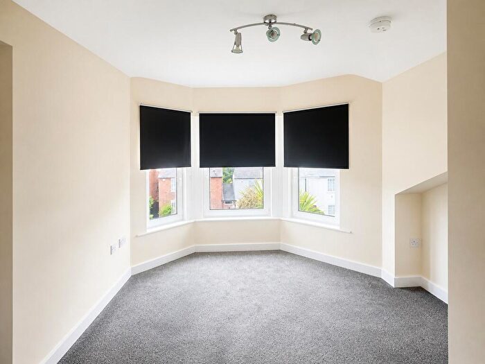 1 Bedroom Flat To Rent In Tower Brighton Road Hill, Horsham, RH13