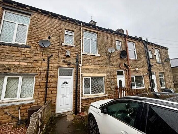 2 Bedroom Terraced House For Sale In Eldon Place, Cutler Heights, Bradford, BD4