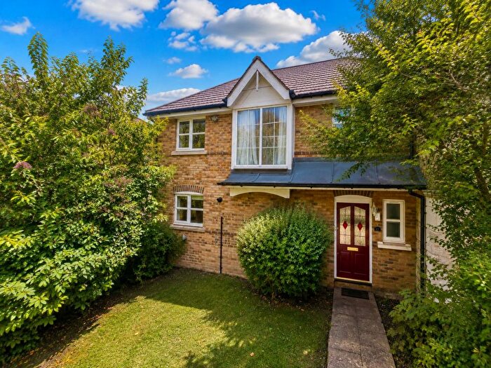 3 Bedroom End Terrace House For Sale In Mill Court, Ashford, TN24
