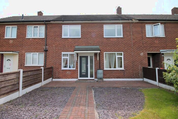 3 Bedroom Terraced House To Rent In Holly Walk, Manchester, M31