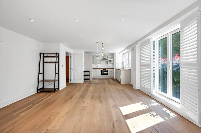 2 Bedroom Flat To Rent In Banner Street, London, EC1Y