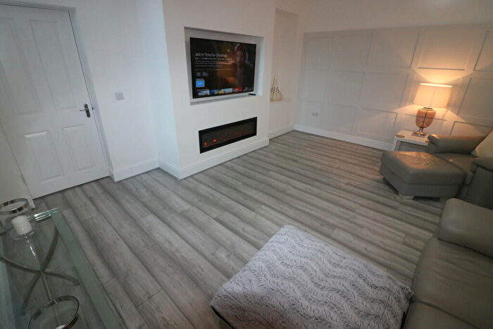 2 Bedroom Apartment To Rent In Hessle High Road, Hull, HU4