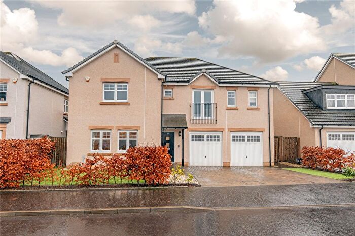 5 Bedroom Detached House For Sale In Scald Law Drive, Edinburgh, EH13