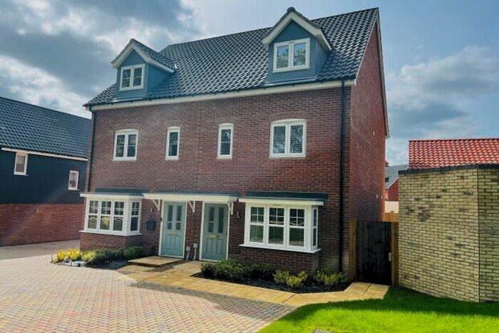 3 Bedroom Property To Rent In Square Rigger Way, Thetford, IP24