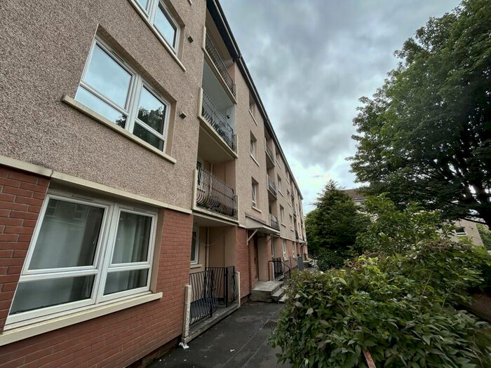 2 Bedroom Flat To Rent In Sanda Street, North Kelvinside, G20