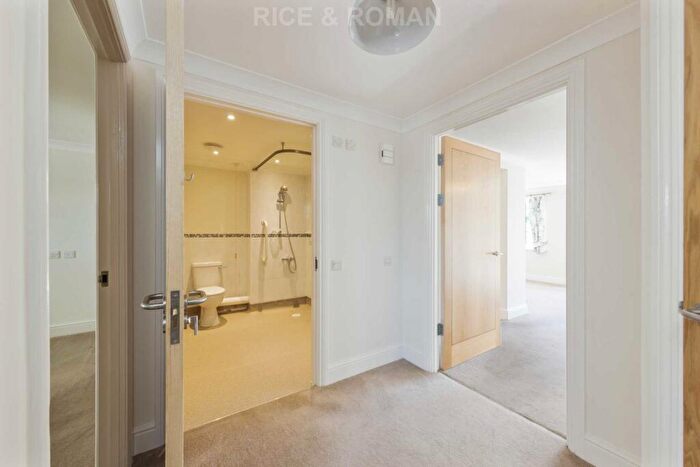 1 Bedroom Retirement Property To Rent In Lynwood Village, Ascot, SL5