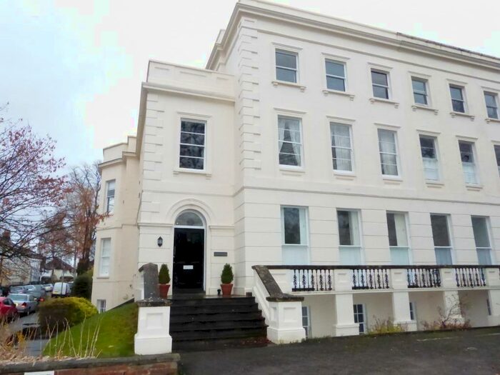 Studio To Rent In London Road, Charlton Kings, GL52