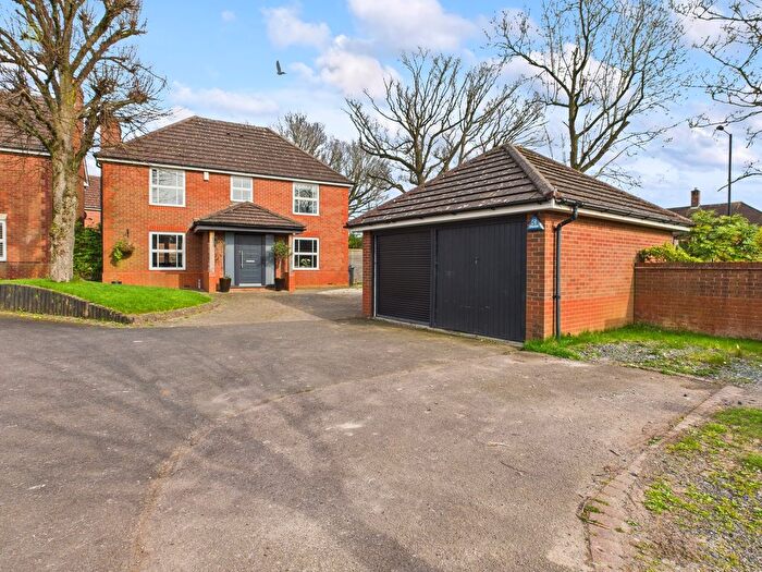 4 Bedroom Detached House For Sale In Saracen Drive, Sutton Coldfield, B75