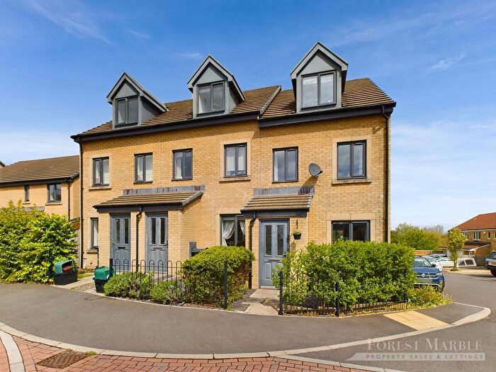 3 Bedroom End Of Terrace House For Sale In Blackberry Road, Frome, BA11