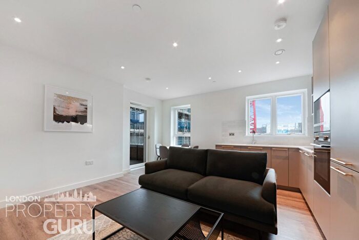 2 Bedroom Flat To Rent In Mary Neuner Road, London, N8