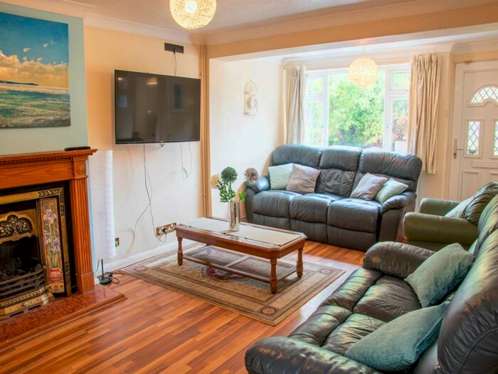 6 Bedroom House To Rent In Salisbury Road, Canterbury, Kent, CT2