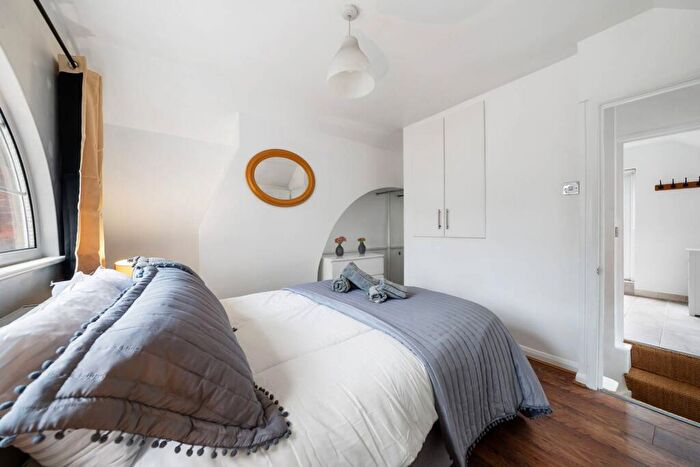 4 Bedroom House To Rent In Agincourt Road, Hampstead, London, NW3