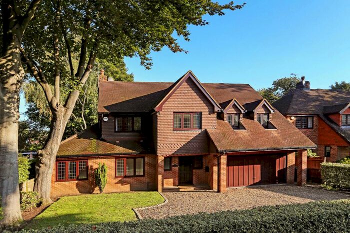 5 Bedroom Detached House To Rent In Gower Road, Weybridge, KT13