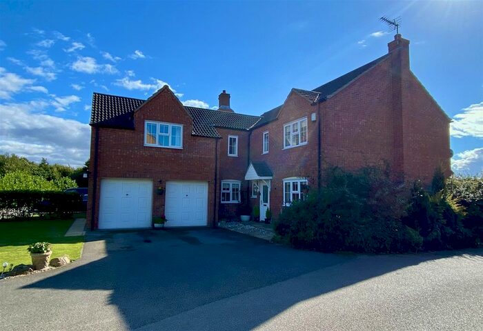 5 Bedroom Detached House For Sale In Temple Goring, Navenby, Lincoln LN5