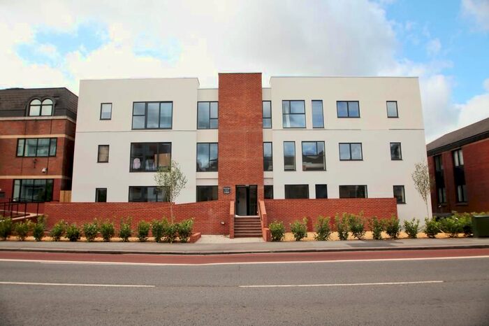 1 Bedroom Flat To Rent In Sovereign Court, Kings Road, Reading, Berkshire, RG1