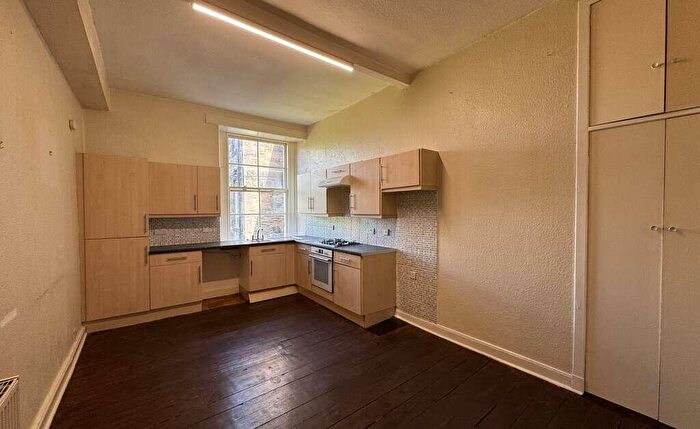 2 Bedroom Apartment To Rent In , Lorne Street, Edinburgh, F2