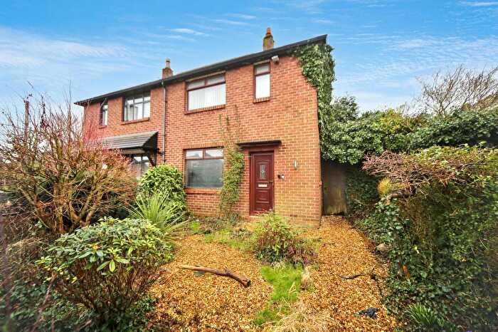 2 Bedroom Property For Sale In Kingsley Avenue, Wigan, WN3