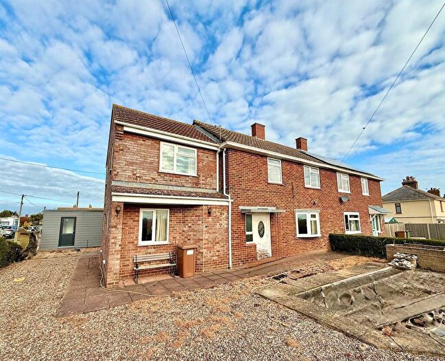 5 Bedroom Semi Detached House For Sale In Evans Lombe Close, Repps With Bastwick, NR29