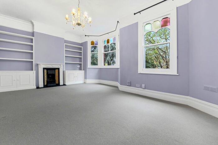 3 Bedroom Maisonette To Rent In Durham Road, London, SW20