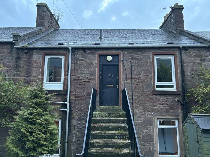 2 Bedroom Flat To Rent In C City Road, Dundee, DD2