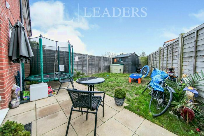 2 Bedroom End Of Terrace House To Rent In Cross Road, Clacton-On-Sea, CO16