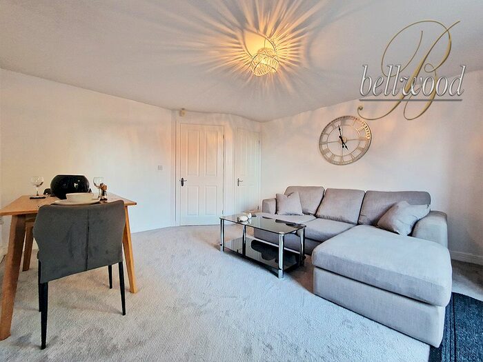 2 Bedroom Town House To Rent In Festival Close, Stoke-On-Trent, ST6