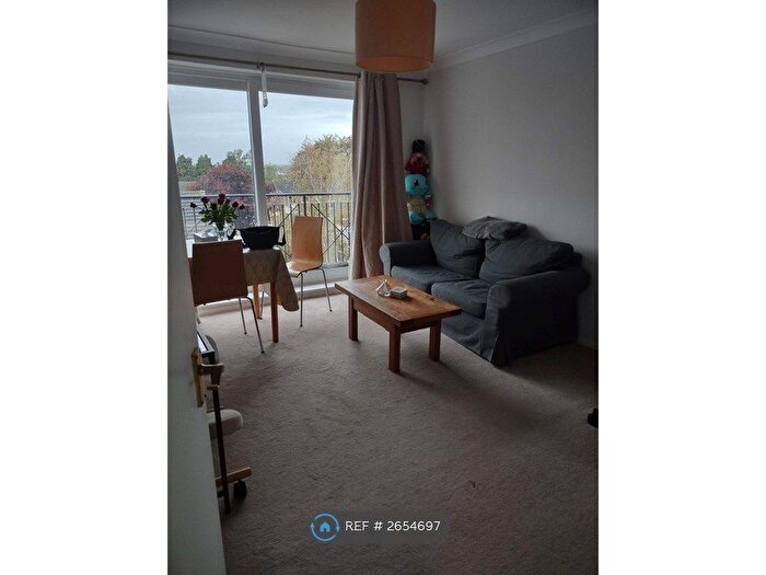 1 Bedroom Flat To Rent In Silkdale Close, Oxford, OX4