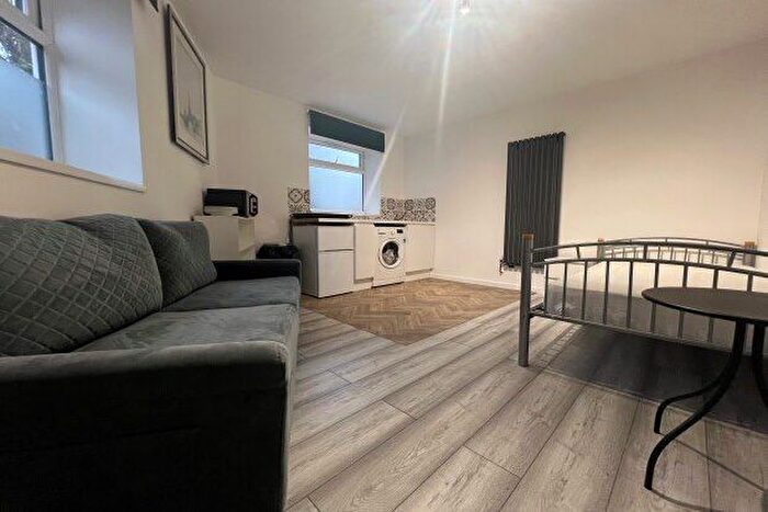 Studio To Rent In Cumberland Road, London, E13