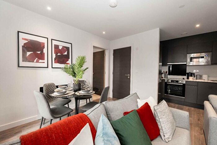 2 Bedroom Flat To Rent In Millers Place Heaps Mill, Liverpool, Merseyside, L1