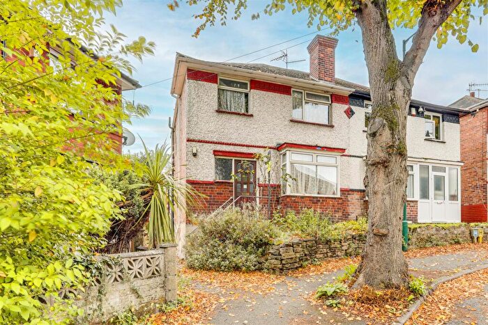 3 Bedroom Semi-Detached House For Sale In Teesdale Road, Sherwood, Nottinghamshire, NG5