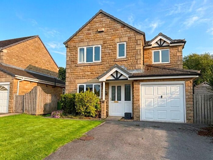 4 Bedroom Detached House For Sale In Rushbearers Walk, Huddersfield, HD5