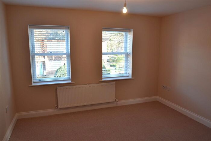 2 Bedroom Apartment To Rent In New Road, Ware, Herts, SG12
