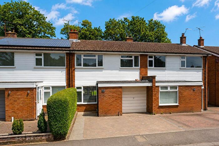 3 Bedroom Terraced House For Sale In Wood End, Park Street, AL2