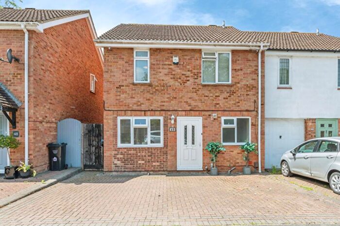 4 Bedroom End Of Terrace House For Sale In Fraser Close, Laindon, Basildon, Essex, SS15