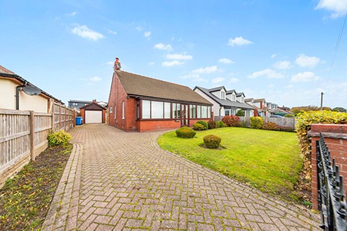 2 Bedroom Detached Bungalow For Sale In New Lane, Croft, WA3